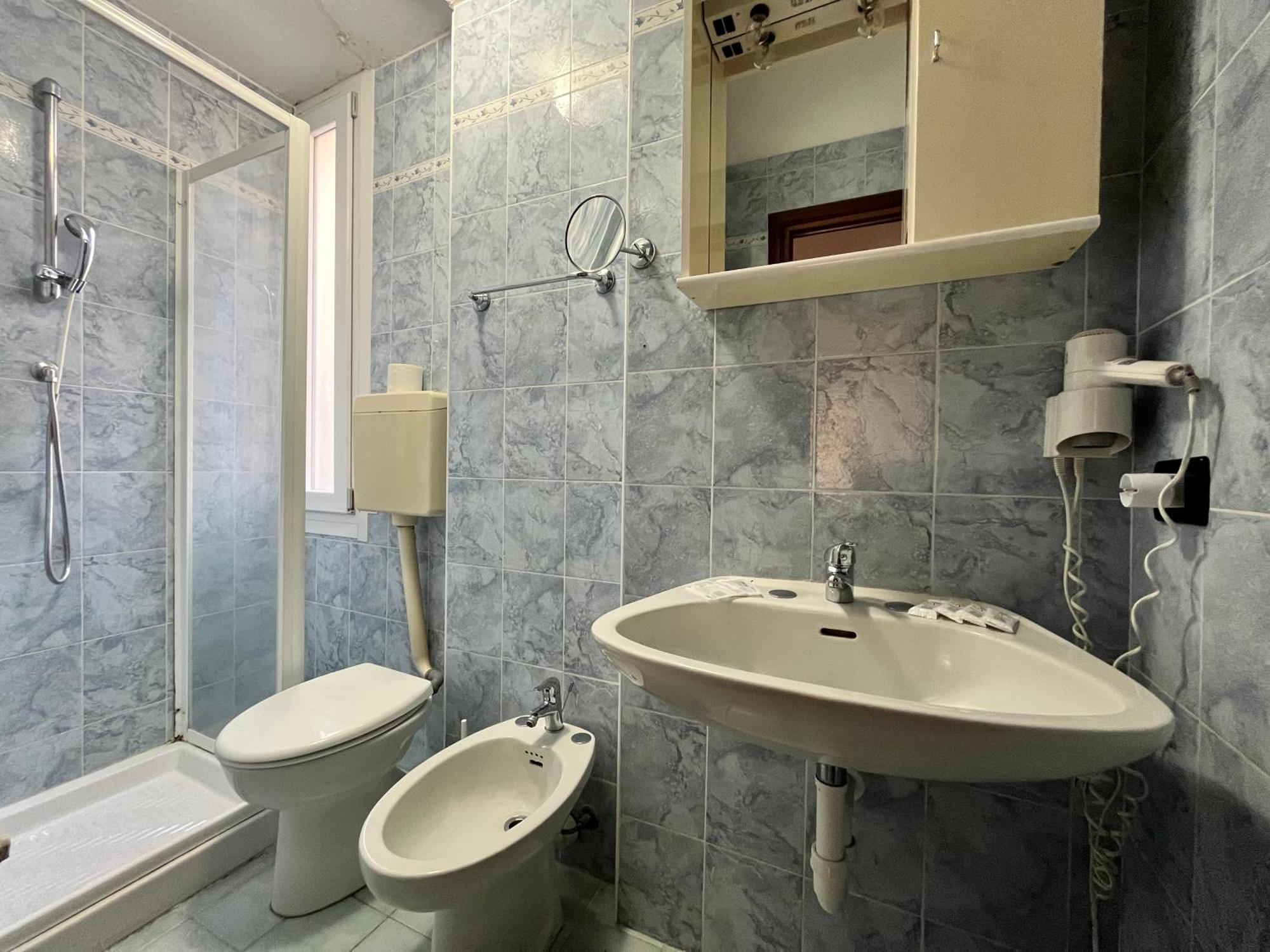 Hotel Alla Fontanella Alassio Room photo